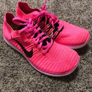 Women’s Nike Free RN Flyknit